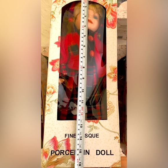 Collectible 2 vintage porcelain dolls 16” high twin blond girl & boy blue eyes - Picture 9 of 9